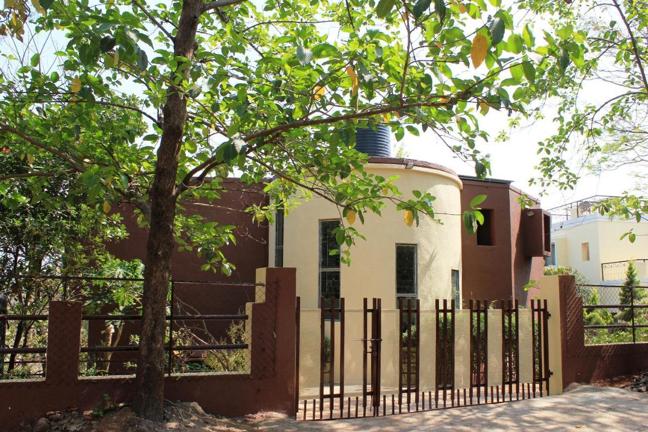 Karjat Villa Luaran gambar