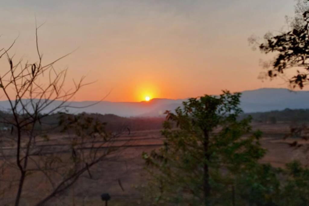 Karjat Villa Luaran gambar