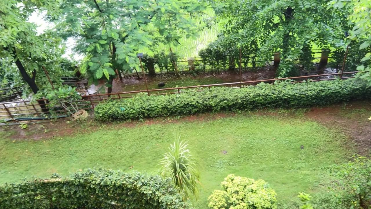 Karjat Villa Luaran gambar