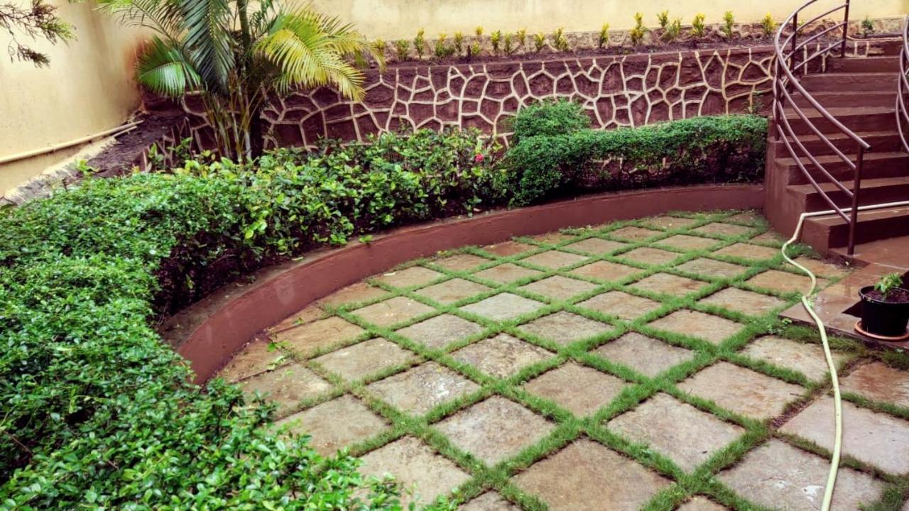 Karjat Villa Luaran gambar