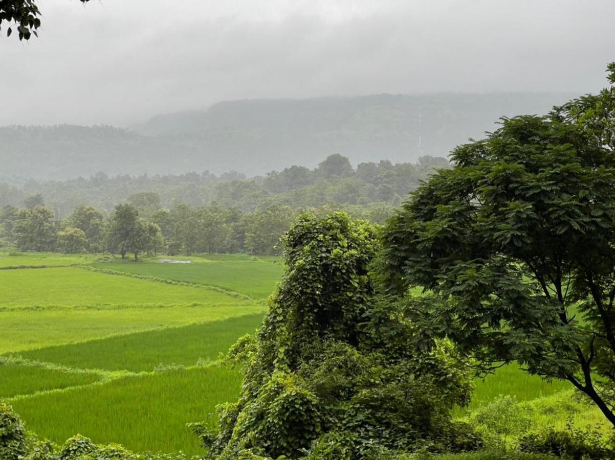 Karjat Villa Luaran gambar
