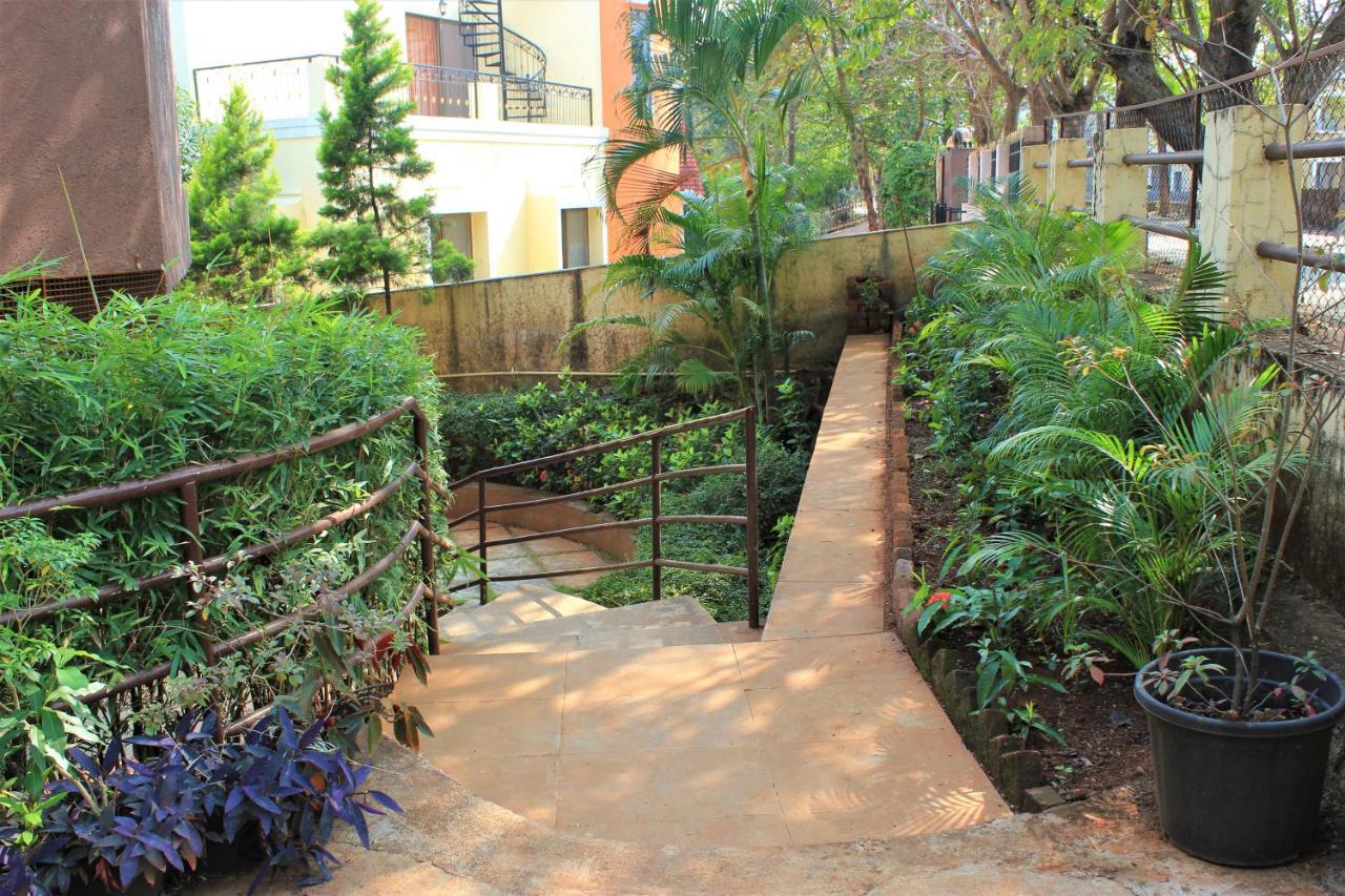 Karjat Villa Luaran gambar
