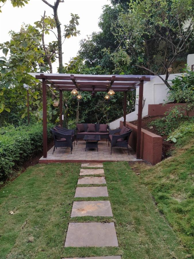 Karjat Villa Luaran gambar