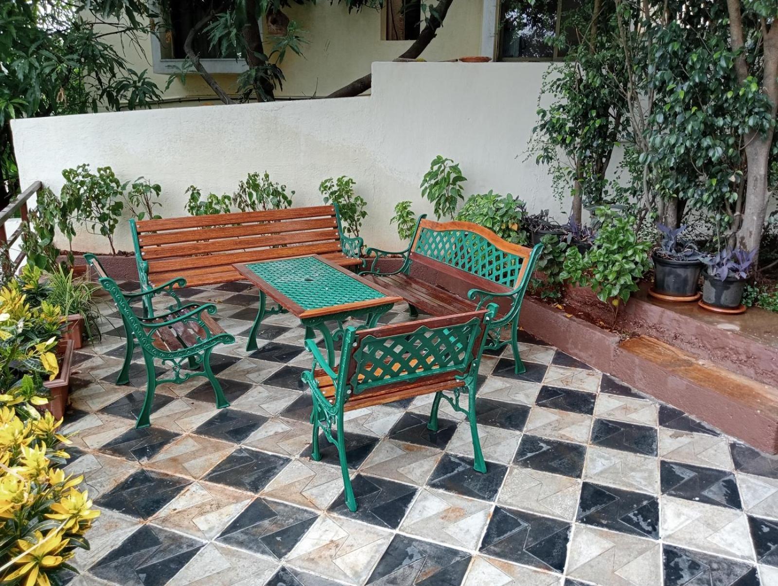 Karjat Villa Luaran gambar